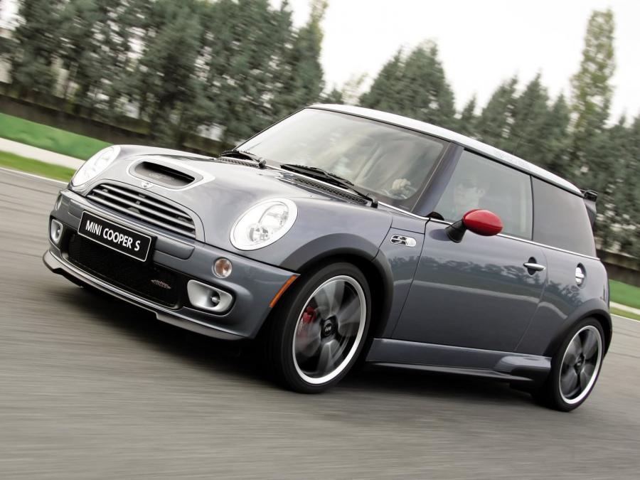  Mini Cooper S with JCW GP Tuning Kit 2005 года  (фото 23 из 25)